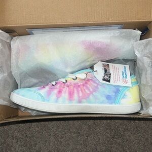 BOBS from Sketchers memory foam sneakers! Brand new (never worn, still has tags)